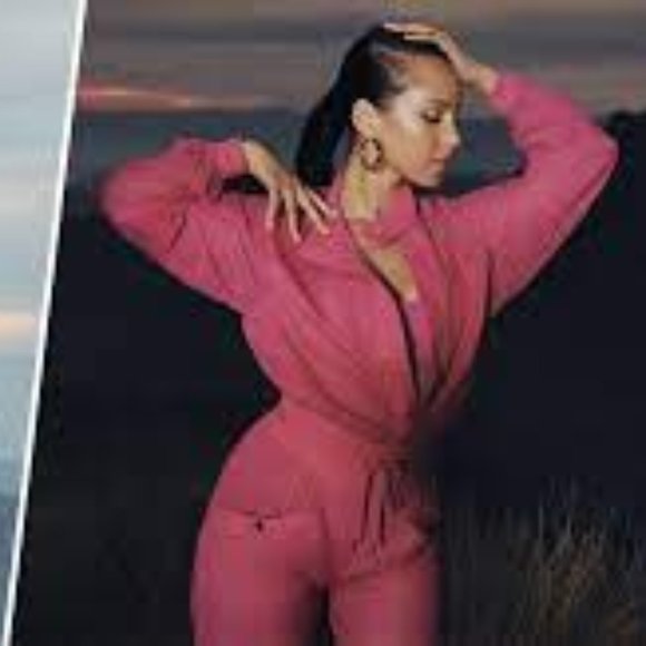 NWT Athleta Alicia Keys Seasoft Hoodie - Picture 5 of 14